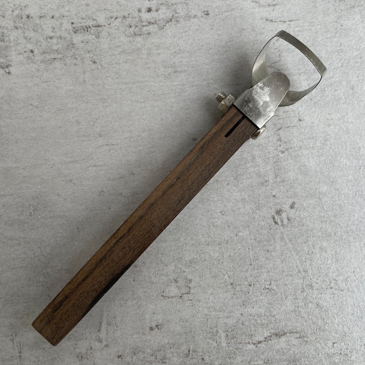 Adjustable Handle Making Tool